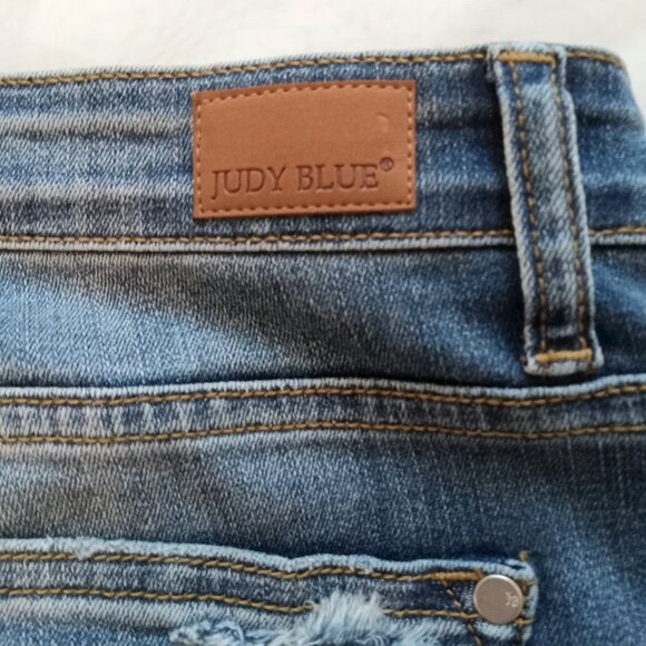 Judy Blue Los Angeles Distressed Grunge Y2K Leopard Print Accents Jeans - Picture 8 of 9